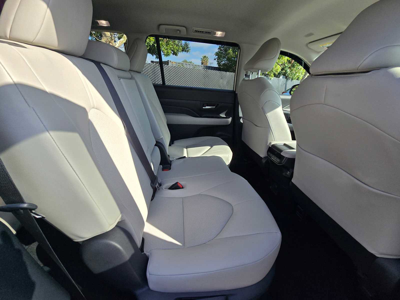 Used 2024 Toyota Grand Highlander XLE image 14