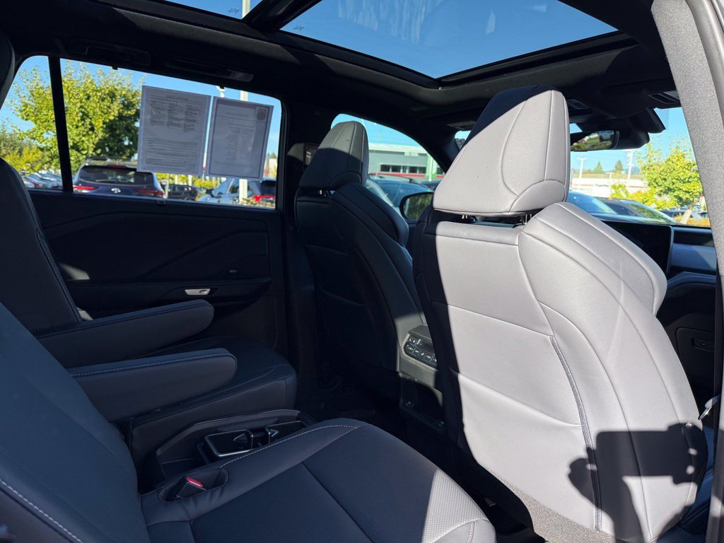 Used 2026 Lexus TX 350 AWD w/ Technology Package image 19
