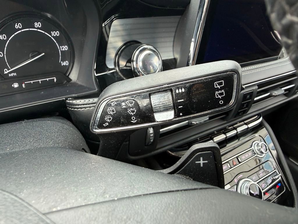 Used 2021 Lincoln Corsair AWD image 20