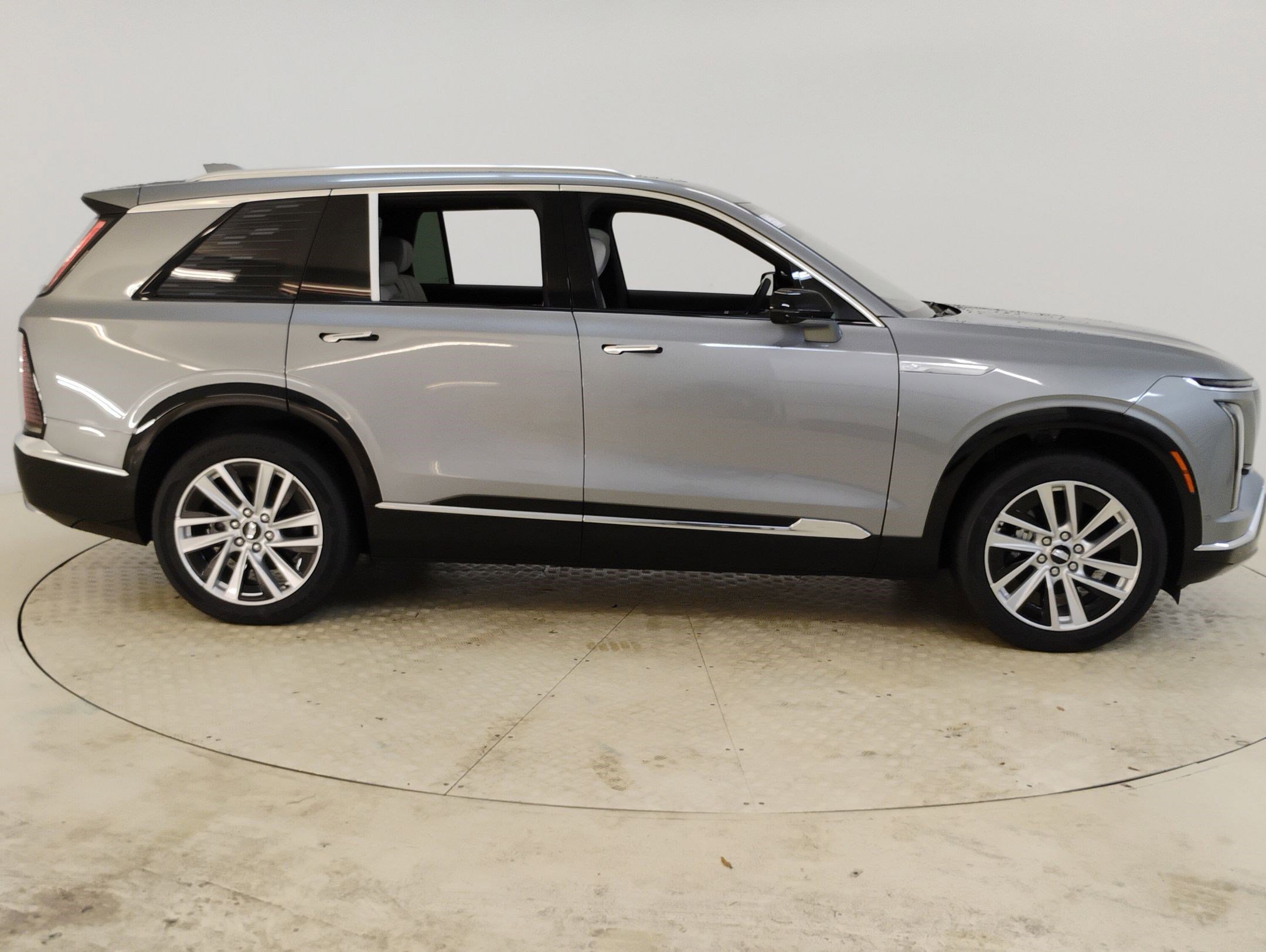 New 2026 Cadillac Vistiq Luxury image 8