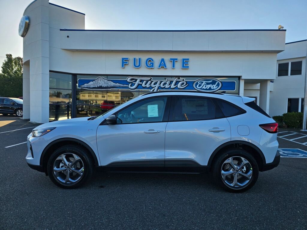 New 2025 Ford Escape ST-Line w/ Cold Weather Package