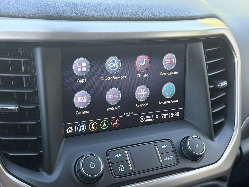 Used 2022 GMC Acadia Denali w/ Denali Ultimate Package AWD/4WD image 16