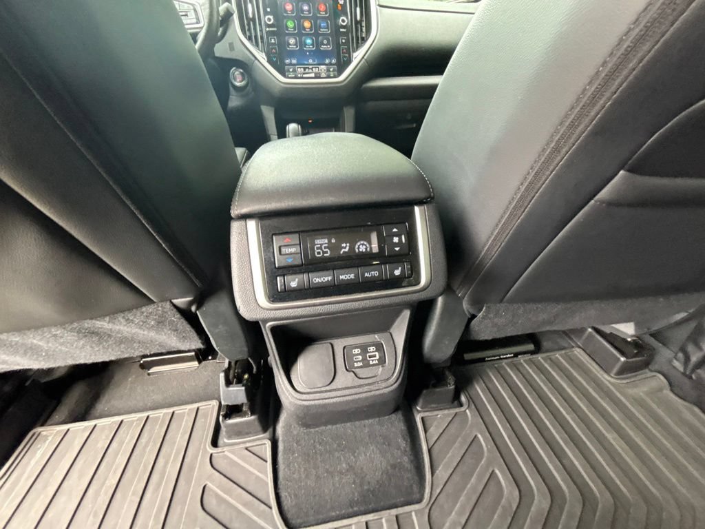 Used 2024 Subaru Ascent Limited w/ Technology Package AWD/4WD image 19