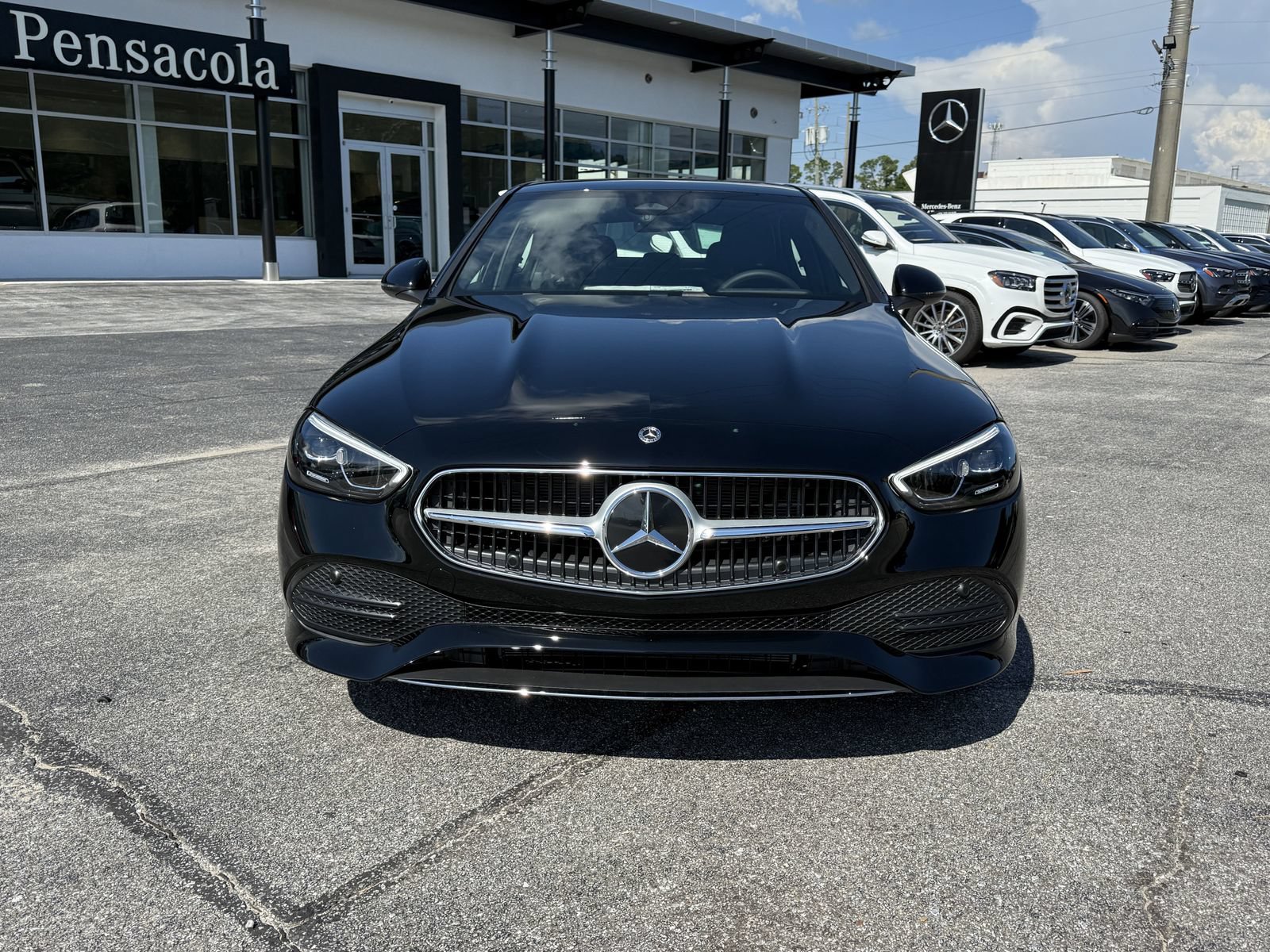 Used 2025 Mercedes-Benz C 300 Sedan image 8