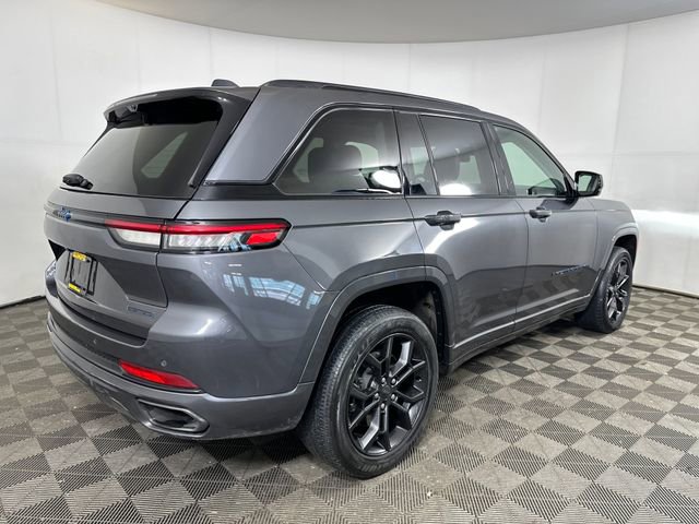 Used 2023 Jeep Grand Cherokee 30th Anniversary image 3