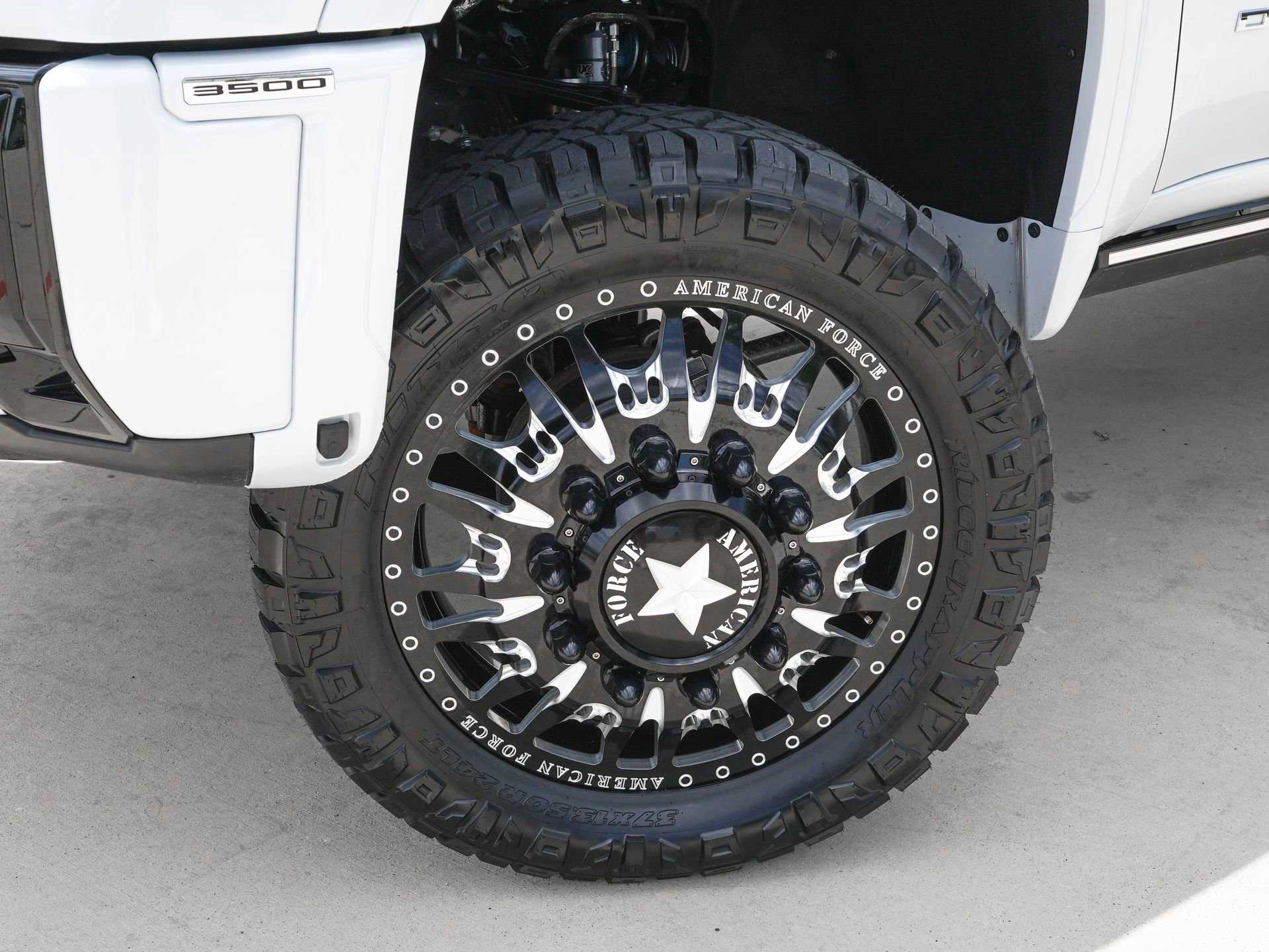 Used 2026 GMC Sierra 3500 Denali Ultimate AWD/4WD image 31