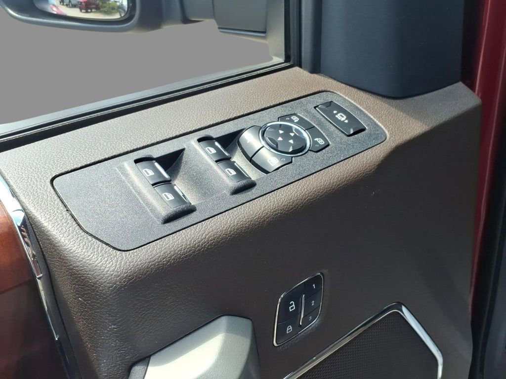 Used 2017 Ford F250 King Ranch w/ Chrome Package AWD/4WD image 17