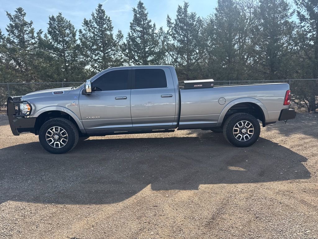 Used 2023 RAM 2500 Limited AWD/4WD image 3