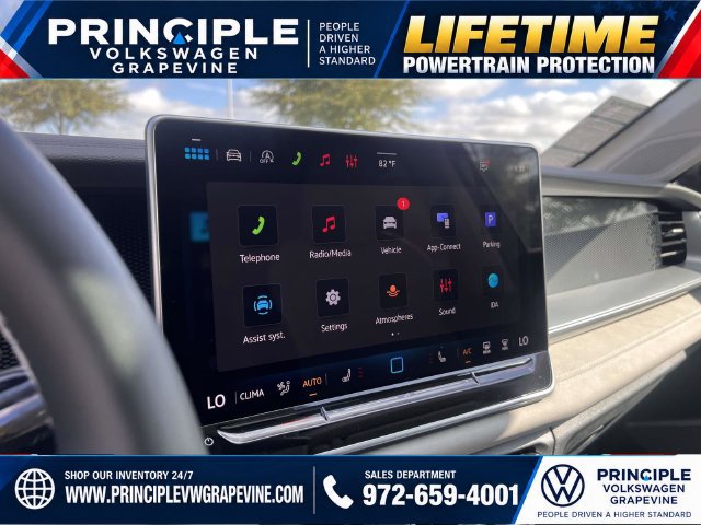 New 2027 Volkswagen Tiguan SE FWD image 19