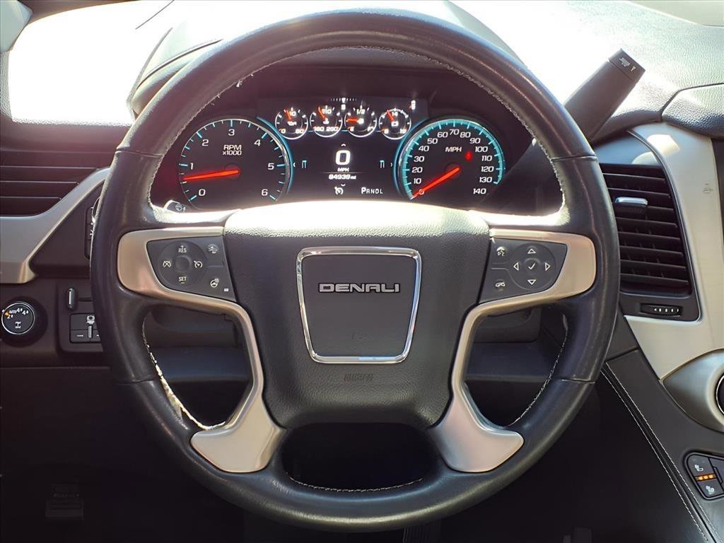 Used 2020 GMC Yukon Denali w/ Denali Premium Package image 8