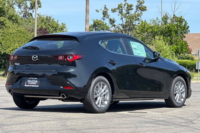 New 2026 MAZDA MAZDA3 s FWD image 4