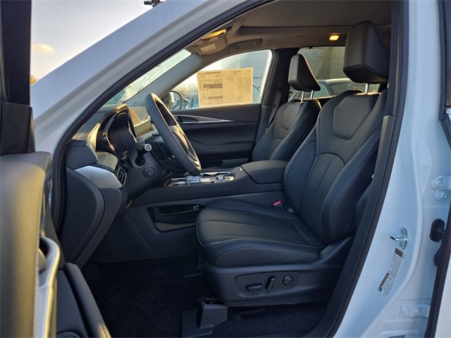 New 2026 INFINITI QX60 Luxe w/ Cargo Package image 10