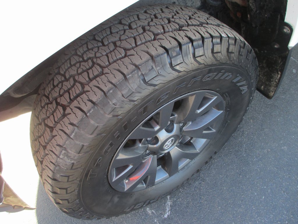 Used 2021 Toyota Tacoma SR5 image 11