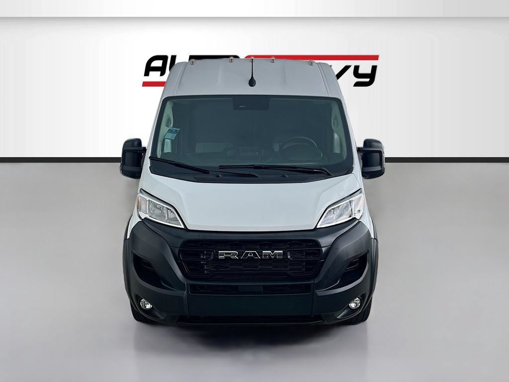 Used 2025 RAM ProMaster 3500 w/ Convenience Group FWD image 2