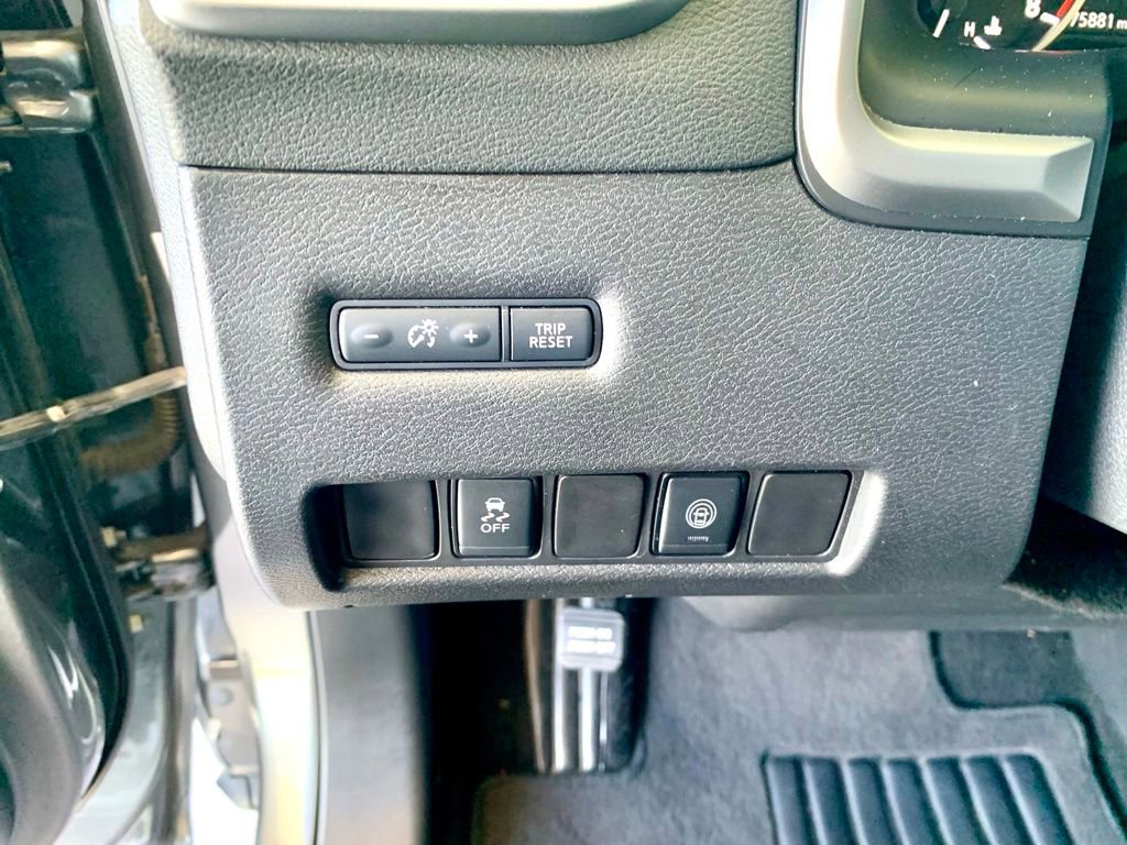 Used 2020 Nissan Murano SV FWD image 28