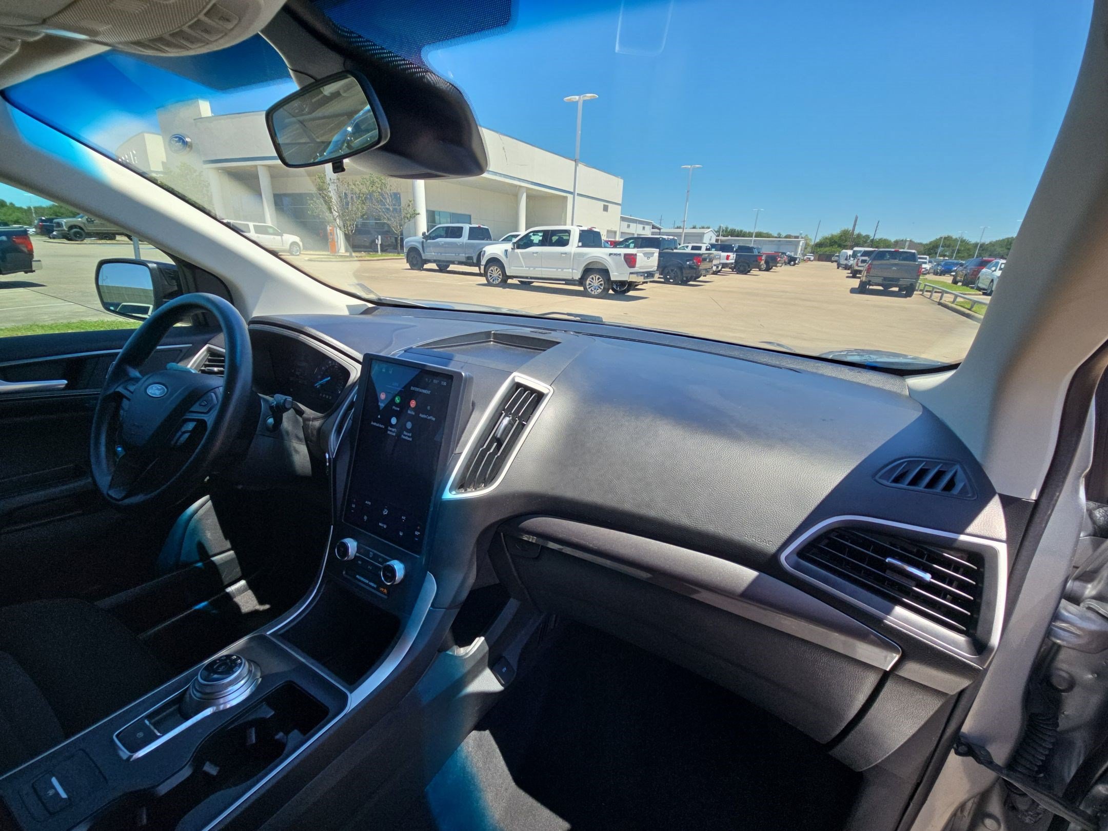 Certified 2024 Ford Edge SE w/ Black Appearance Package AWD/4WD image 33