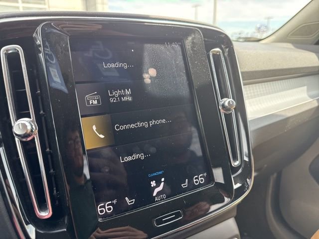 Used 2020 Volvo XC40 T5 Momentum w/ Protection Package Premier AWD/4WD image 12