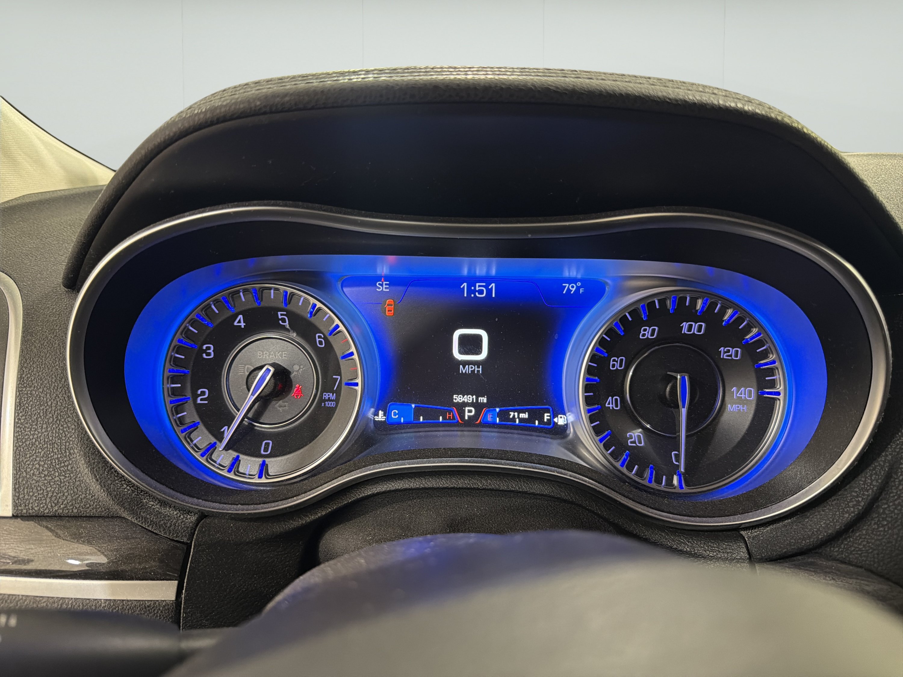 Used 2019 Chrysler 300 Touring w/ Sport Appearance Package RWD image 15