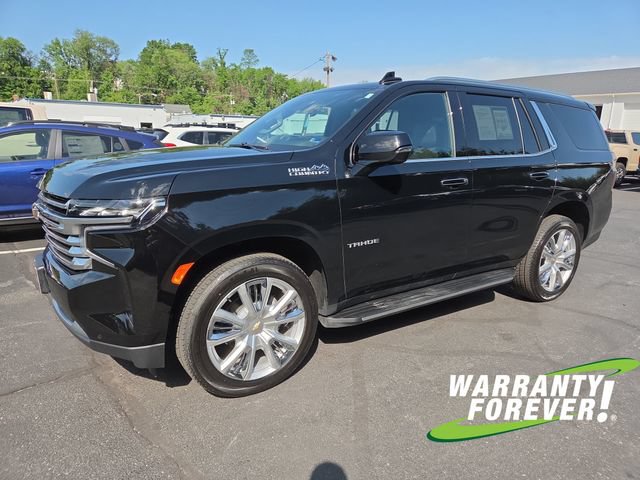 Used 2024 Chevrolet Tahoe High Country AWD/4WD image 3