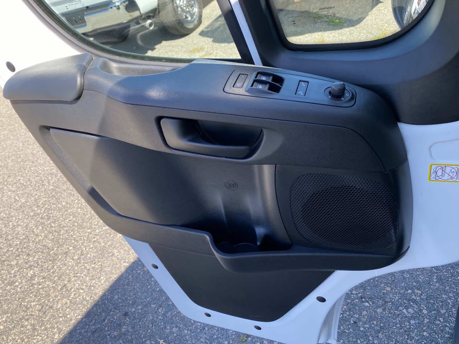 Used 2025 RAM ProMaster 1500 w/ Convenience Group FWD image 22
