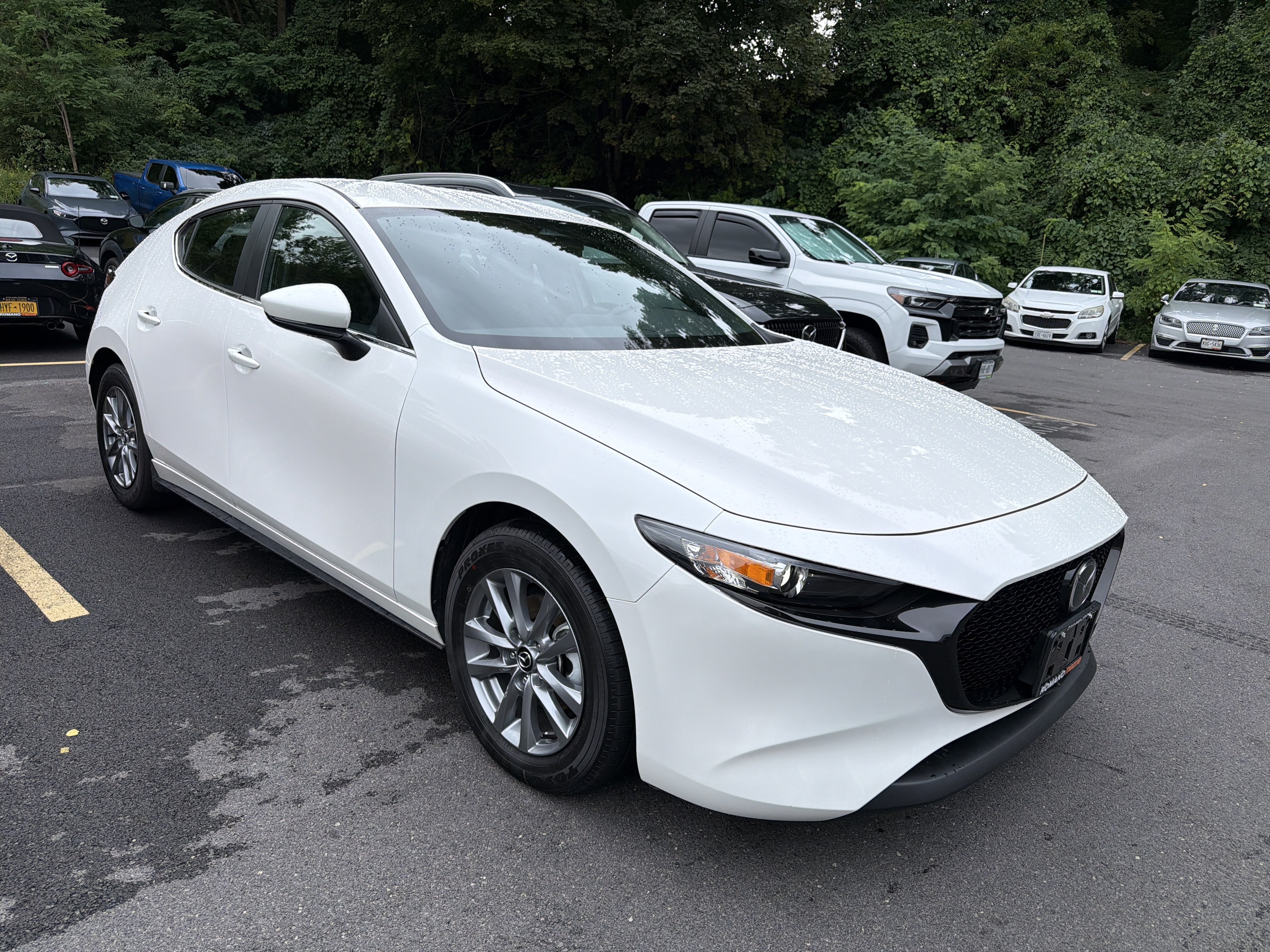 Certified 2025 MAZDA MAZDA3 s FWD image 2