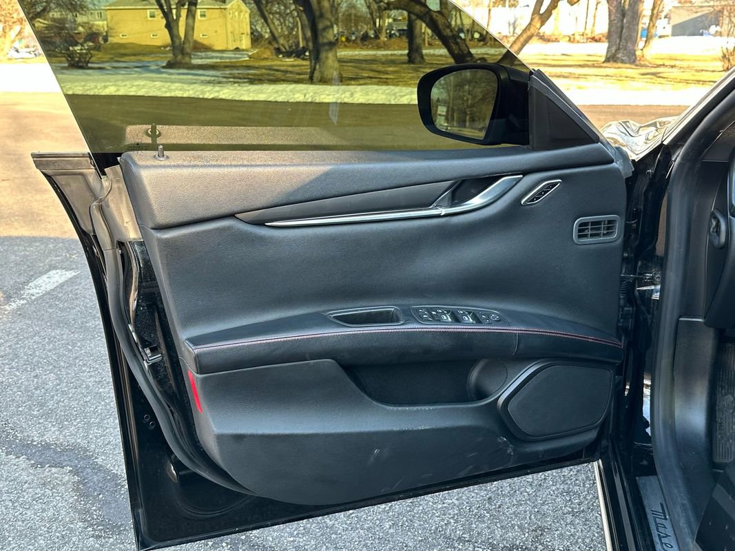 Used 2018 Maserati Ghibli S Q4 image 20