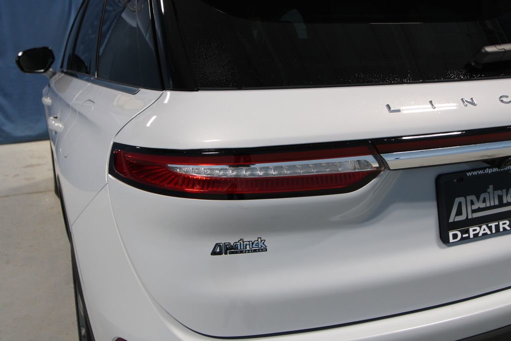Used 2025 Lincoln Corsair AWD w/ Equipment Group 101A image 35