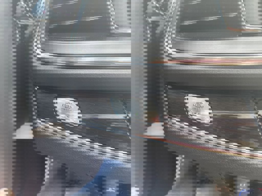 Used 2023 Buick Enclave Essence w/ Experience Buick Package image 25