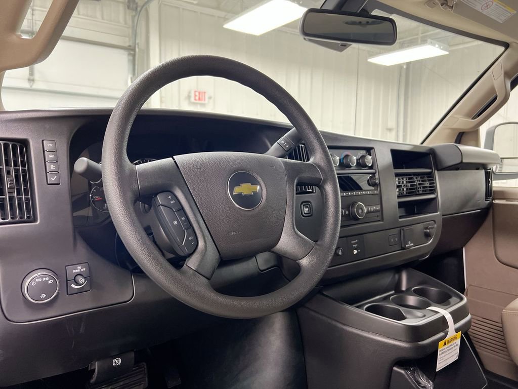 New 2026 Chevrolet Express 2500 w/ Driver Convenience Package image 10