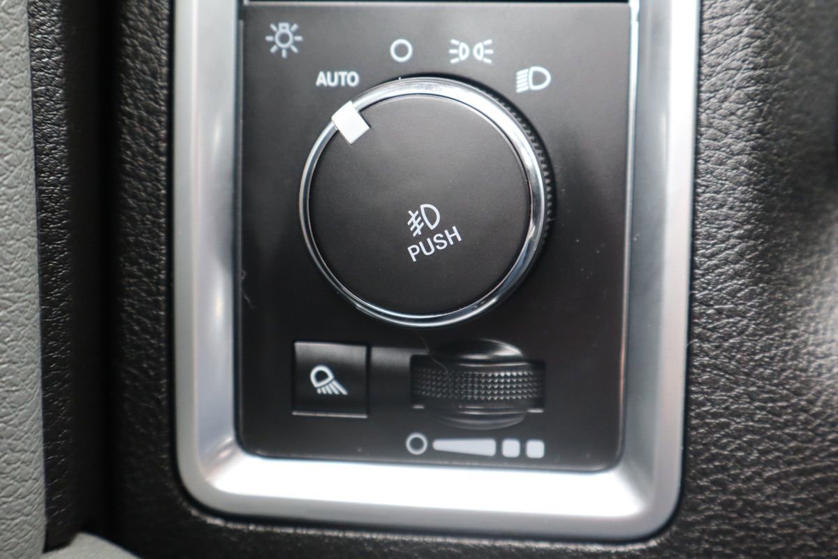 Used 2019 RAM 1500 Big Horn AWD/4WD image 29