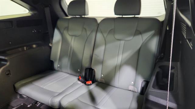 Used 2025 Kia Sorento SX Prestige w/ Sage Leather Package image 24