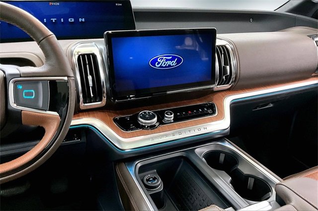 New 2025 Ford Expedition King Ranch image 7