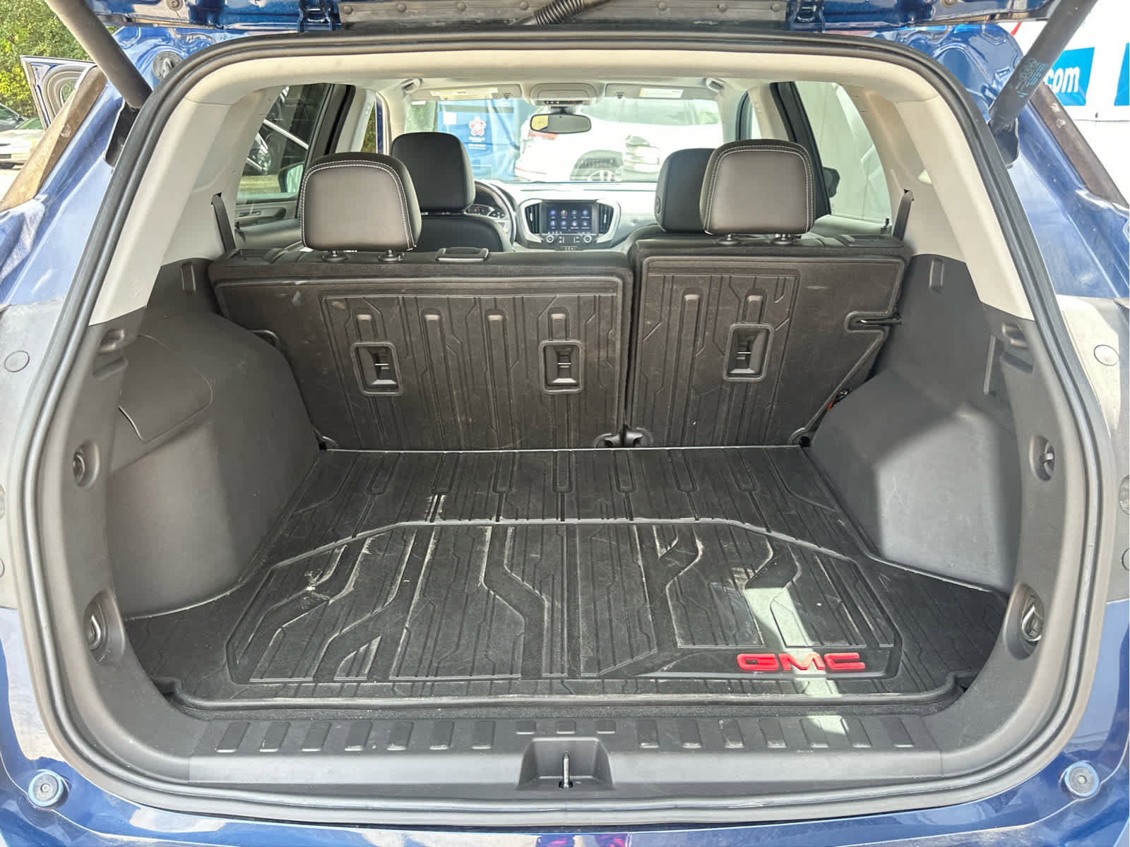 Used 2022 GMC Terrain SLT w/ Infotainment Package II image 48