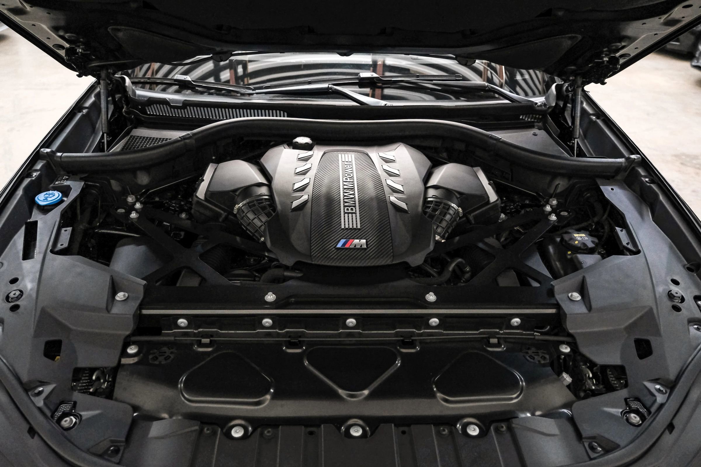 Used 2020 BMW X5 M Competition w/ Executive Package image 54