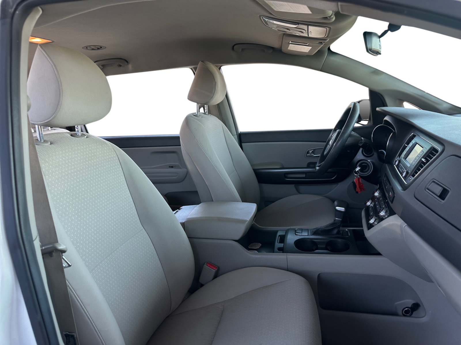 Used 2017 Kia Sedona L FWD image 15