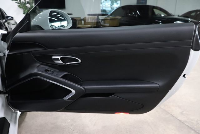 Used 2016 Porsche 911 Carrera RWD image 15