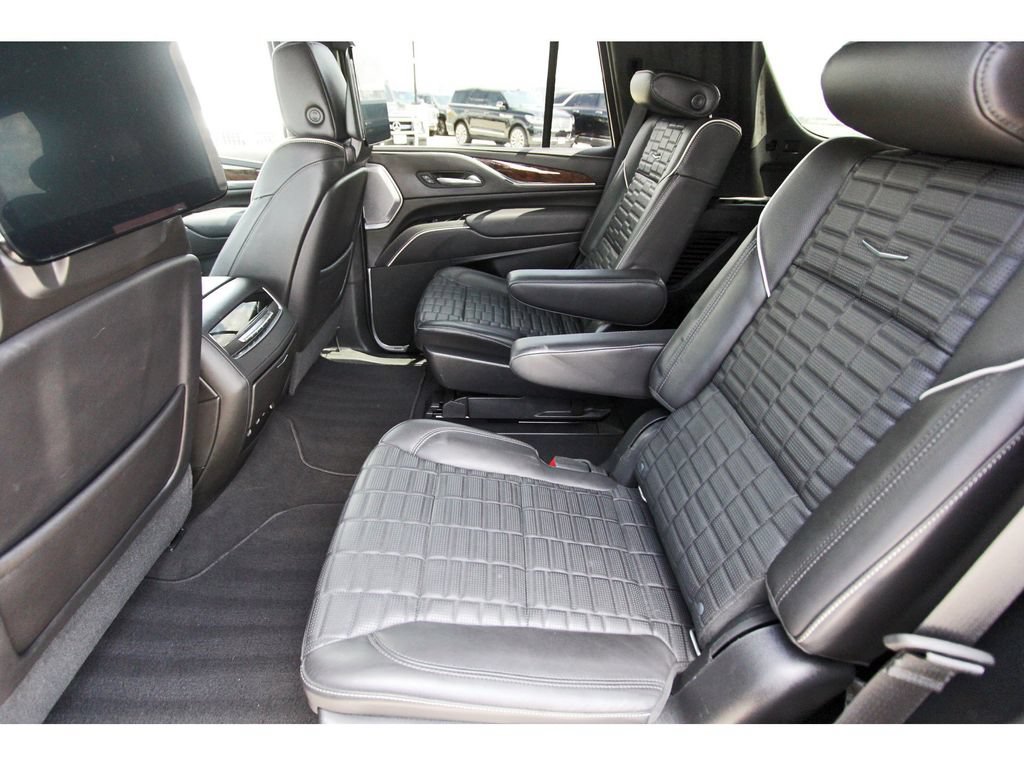 Used 2021 Cadillac Escalade Sport Platinum AWD/4WD image 7