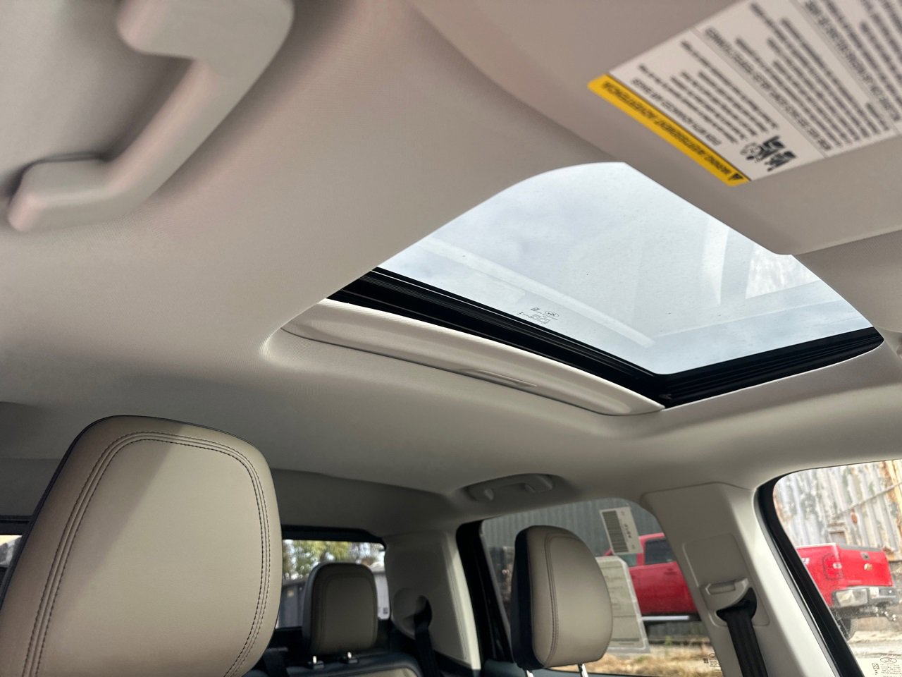 New 2025 Ford Maverick Lariat w/ 4K Tow Package image 12