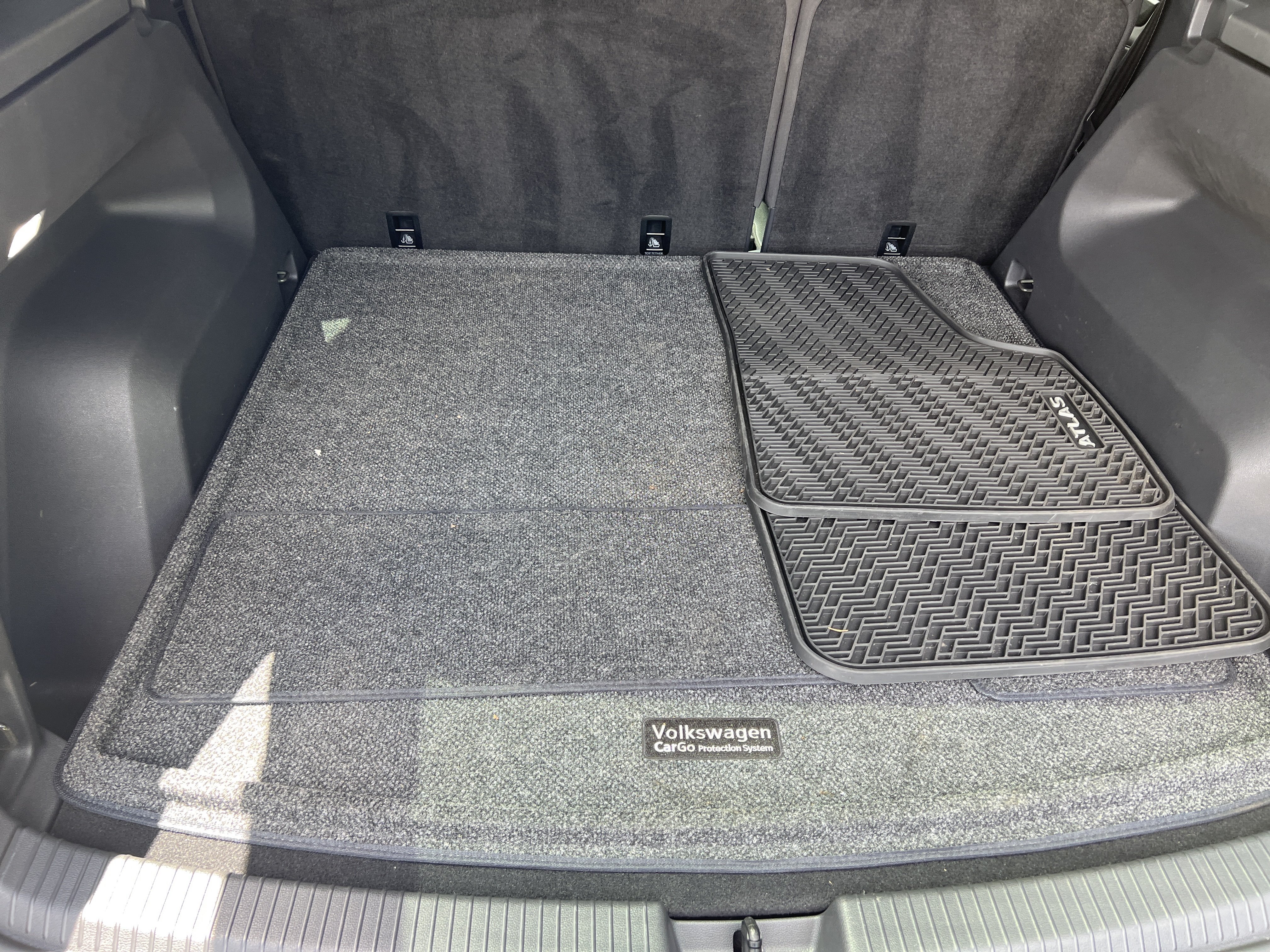 Certified 2026 Volkswagen Atlas Cross Sport SE w/ Panoramic Sunroof Package AWD/4WD image 29