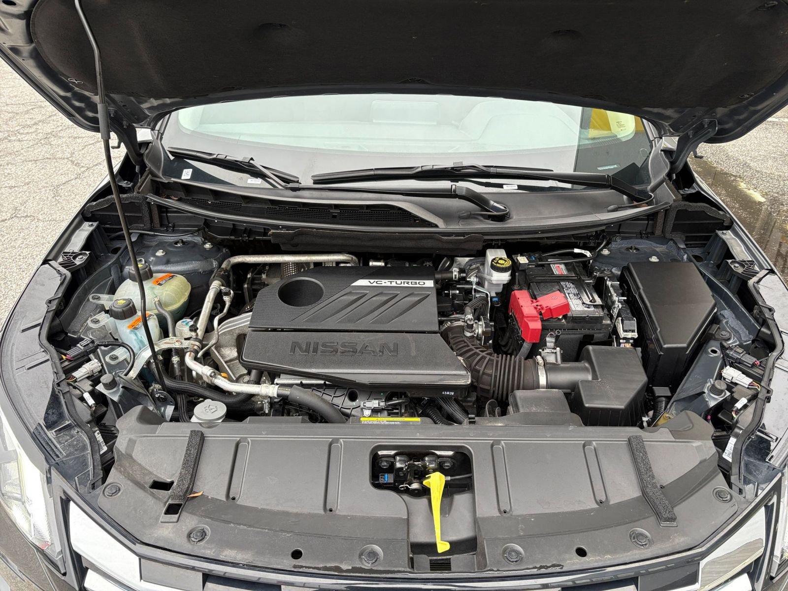 Used 2025 Nissan Rogue SV image 33