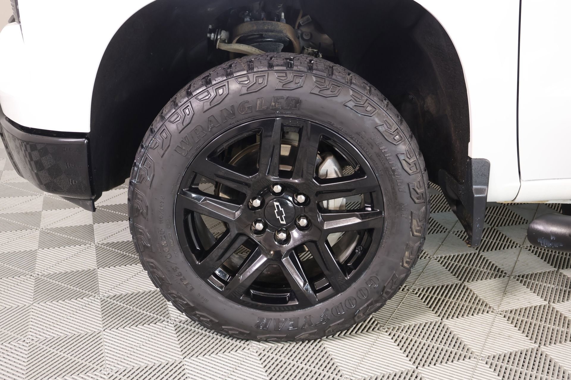Used 2024 Chevrolet Silverado 1500 LT Trail Boss image 18