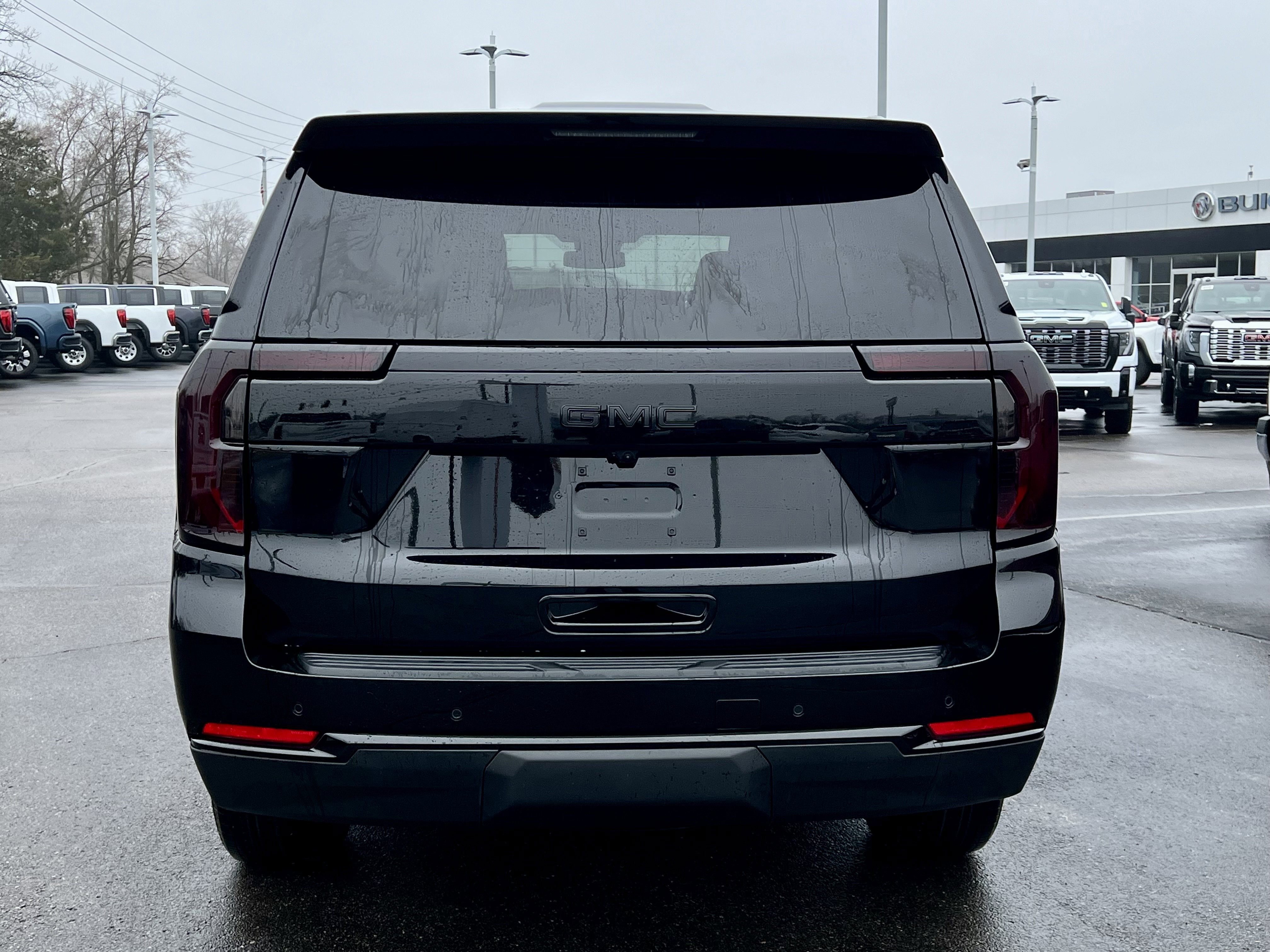 New 2026 GMC Yukon Elevation AWD/4WD image 4