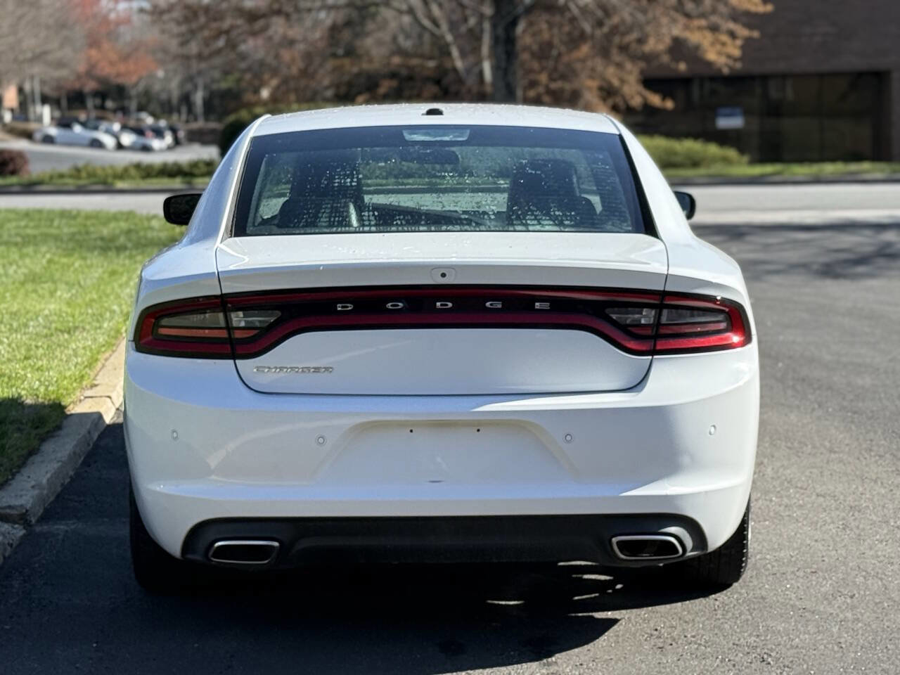 Used 2019 Dodge Charger SXT w/ Leather Interior Group image 5