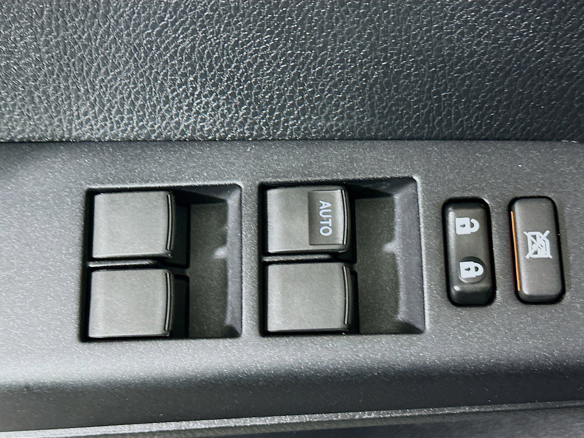 Used 2016 Toyota RAV4 XLE image 14