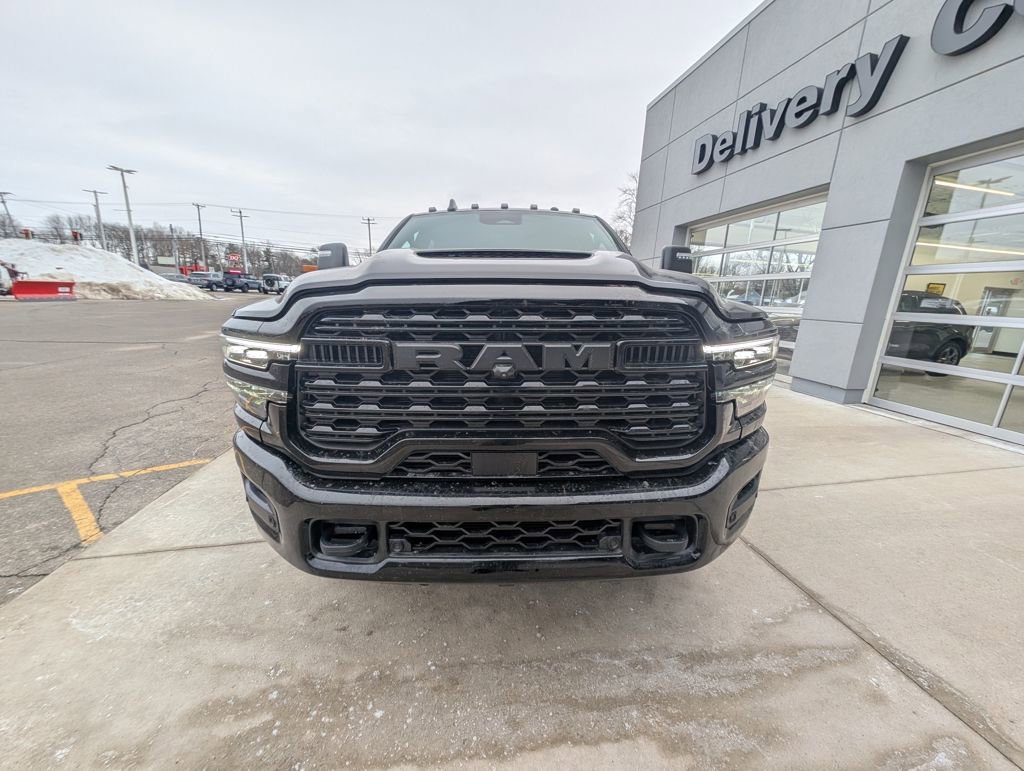 New 2026 RAM 3500 Limited image 10