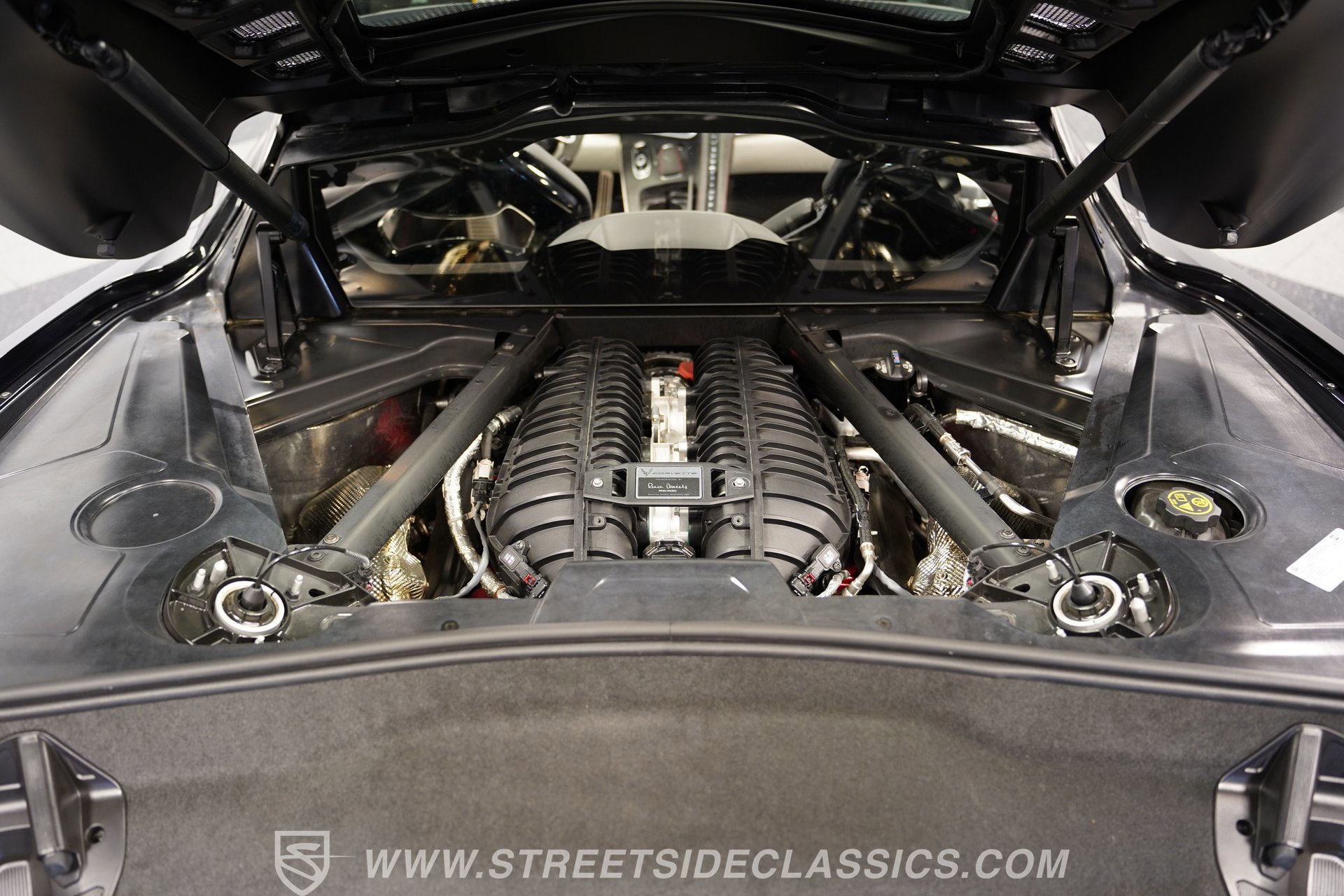 Used 2023 Chevrolet Corvette Z06 image 33