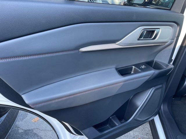 New 2026 Ford Explorer Active RWD image 21