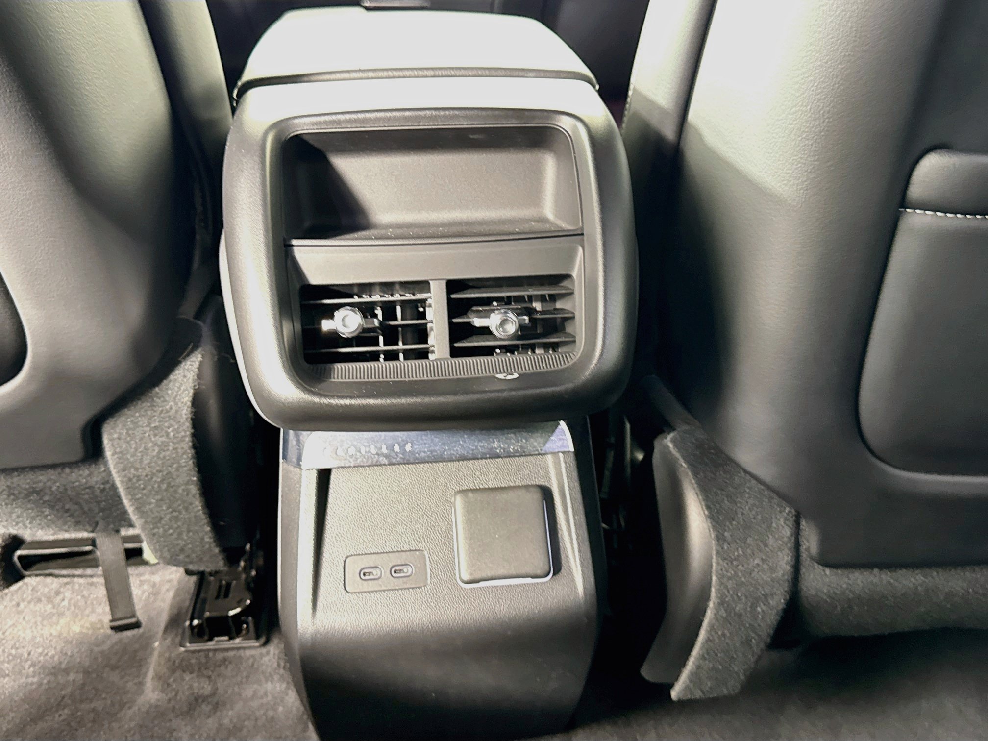 Used 2023 Cadillac Lyriq 2WD image 27