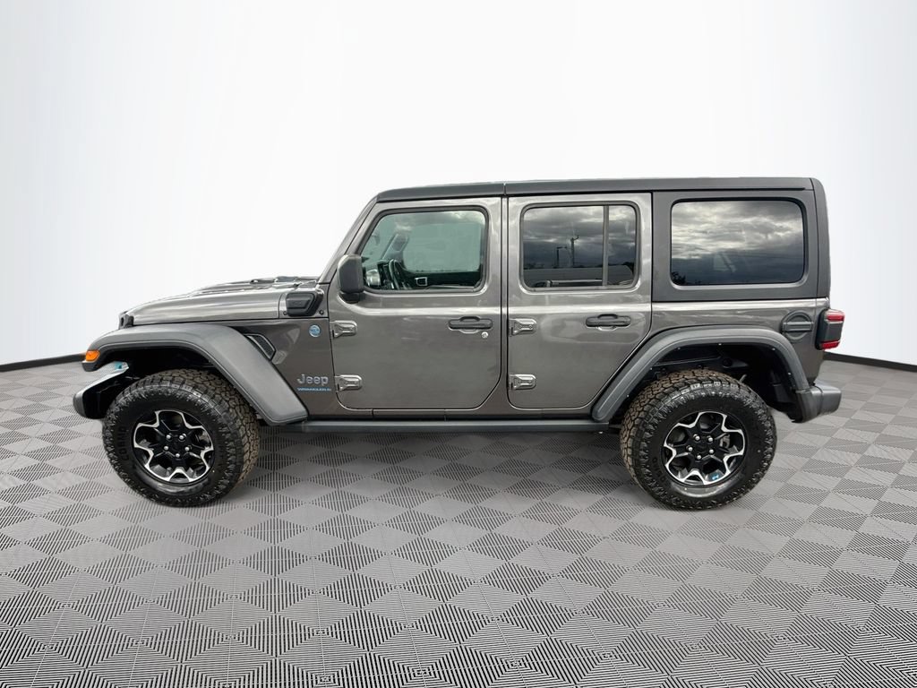 Used 2023 Jeep Wrangler Unlimited Rubicon 4xe w/ Cold Weather Group AWD/4WD image 9