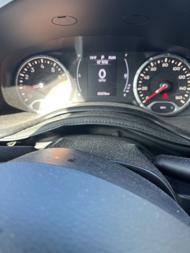 Used 2017 Jeep Renegade Altitude image 44